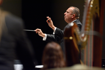 Photo of Kevin Sedatole, conductor