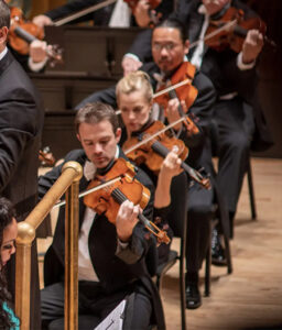 Eric Nowlin playing violin in the DSO