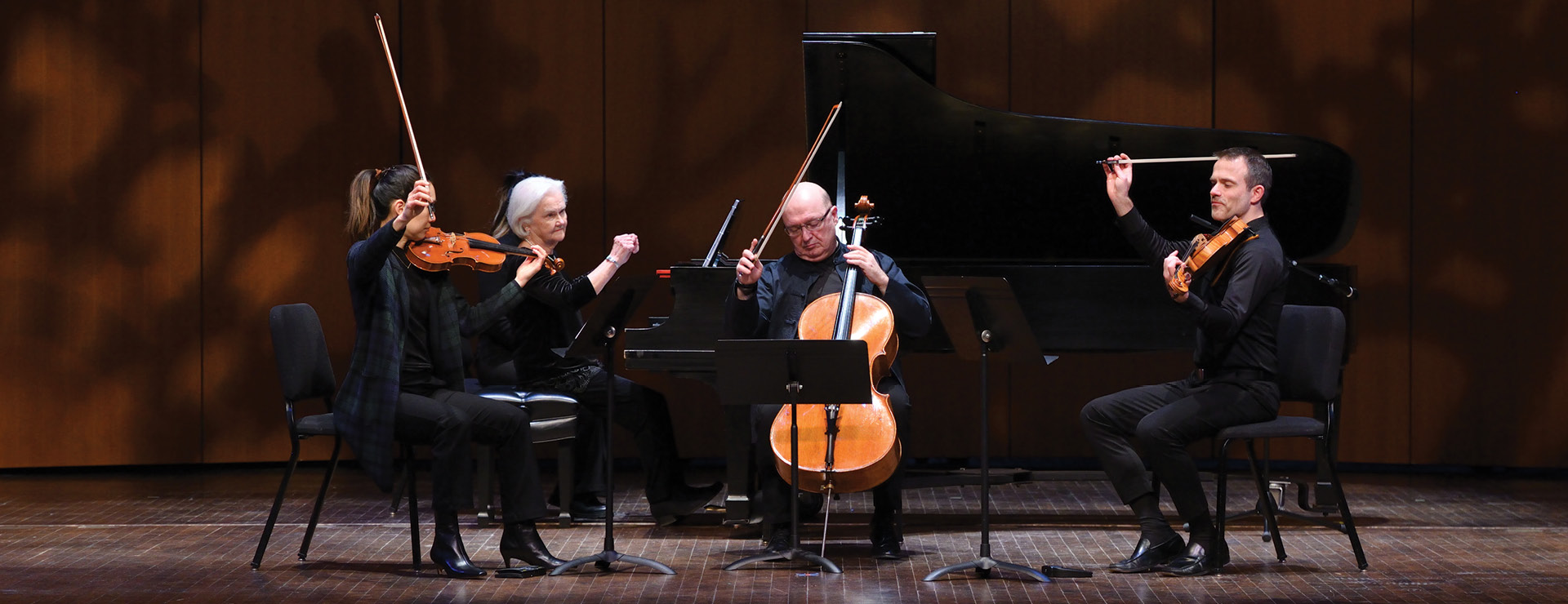 Vive la France. String quartet on stage.